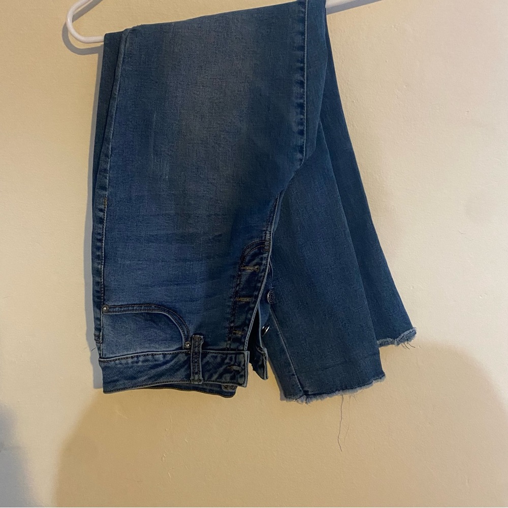 Maurice’s jeans size 7/8, barely worn